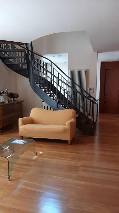 B & B Paradiso Лорето Екстериор снимка