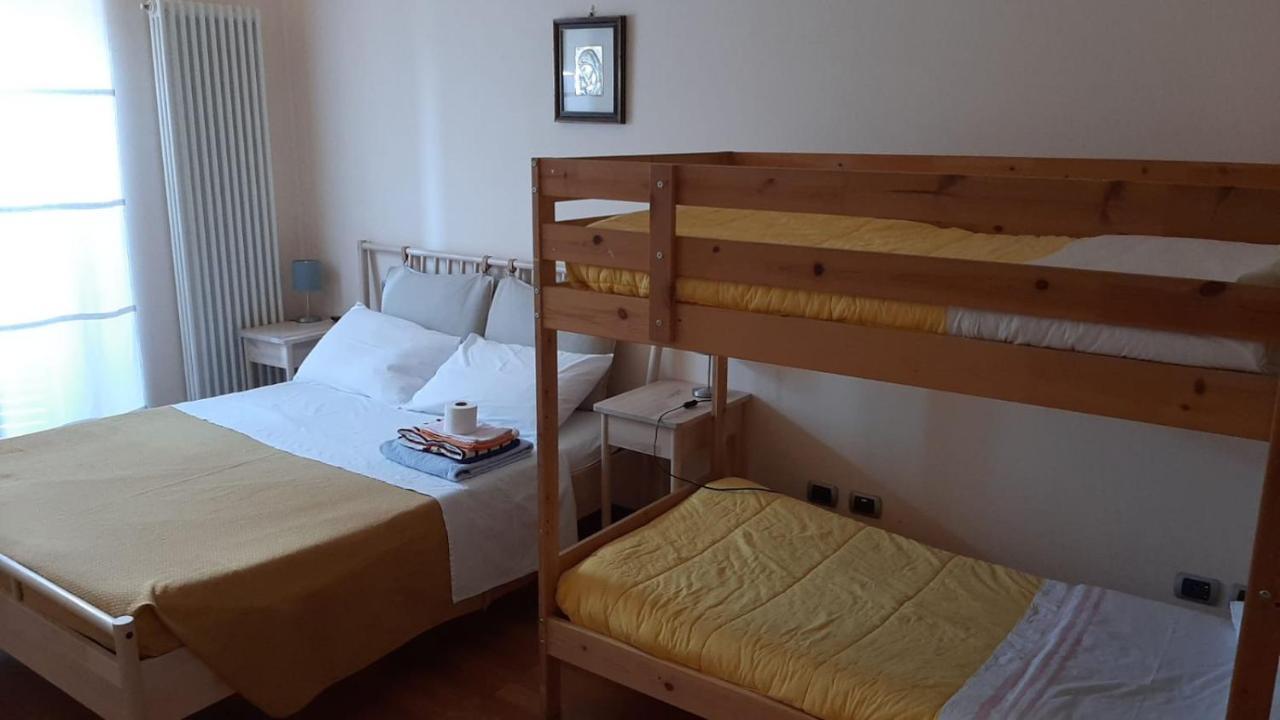 B & B Paradiso Лорето Екстериор снимка